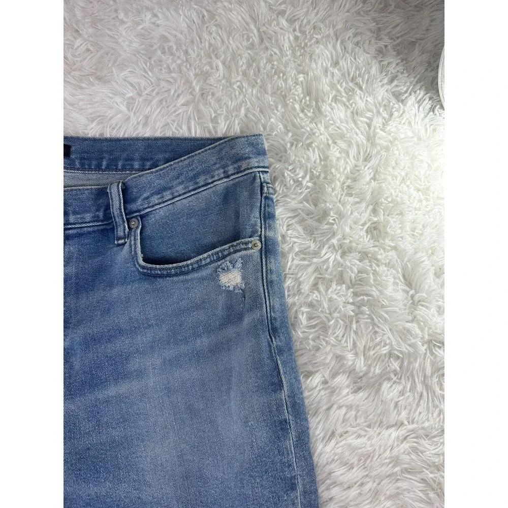 Uniqlo‎ Men’s Jeans Slim Straight Distressed Mid-Rise Medium Wash Pants Size 32